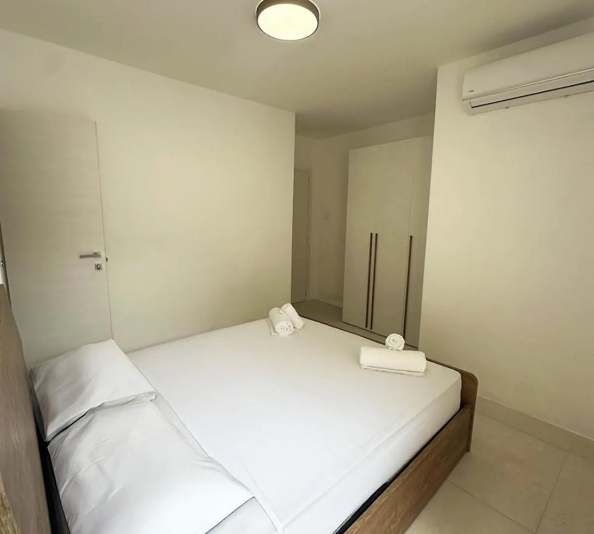 Upscale Suite - Heart Of Pacaville Saint Julian's