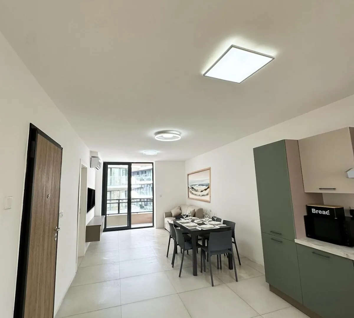 Upscale Suite - Heart Of Pacaville Saint Julian's Apartment