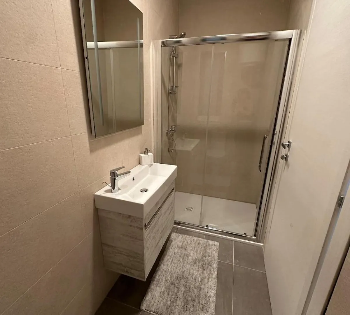 Upscale Suite - Heart Of Pacaville Saint Julian's