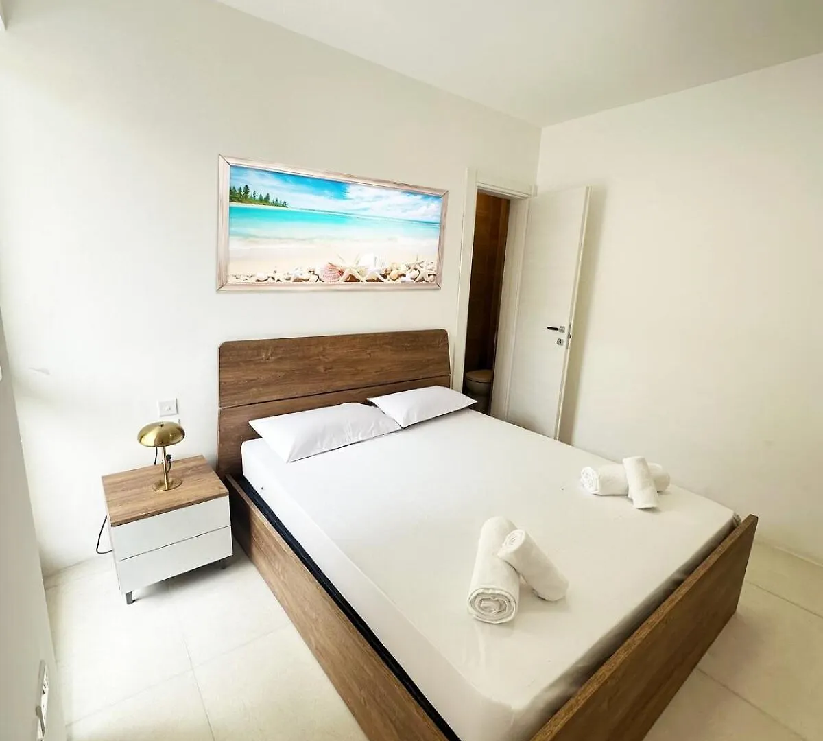 Apartment Upscale Suite - Heart Of Pacaville Saint Julian's