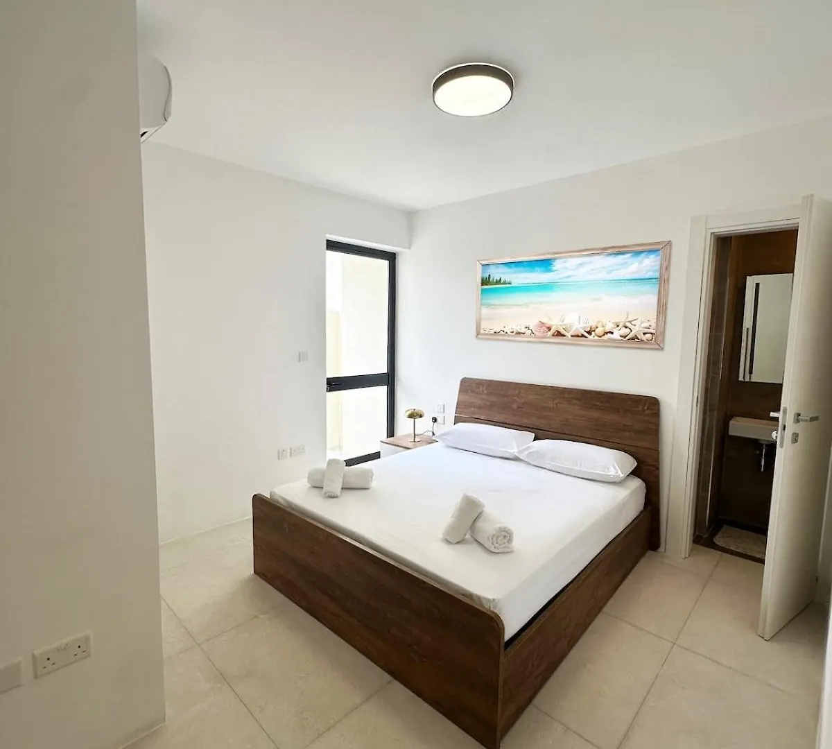 Apartment Upscale Suite - Heart Of Pacaville Saint Julian's